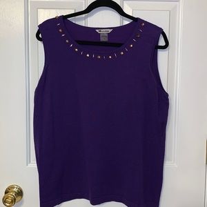 NYGARD WOMEN’S SLEEVELESS SWEATER TOP